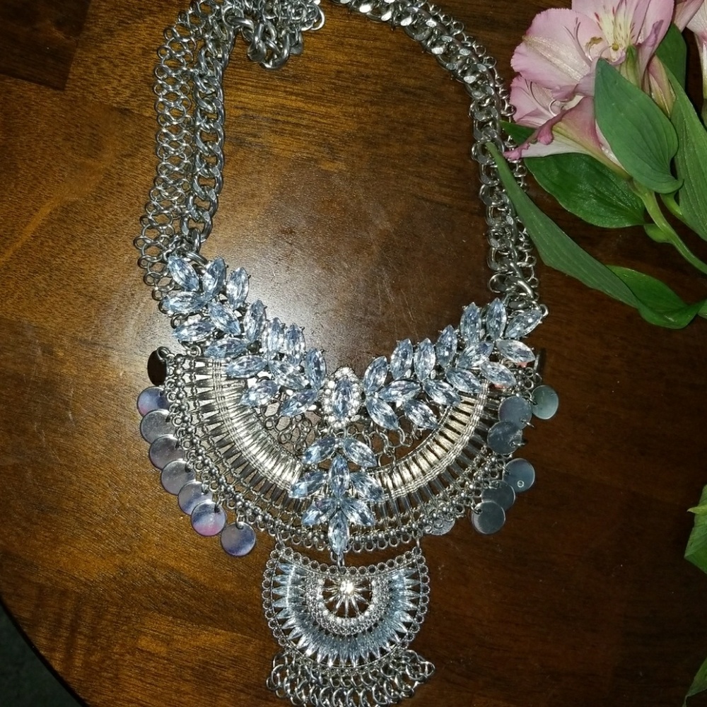 BOHEMIAN STYLE CHUNKY  NECKLACE